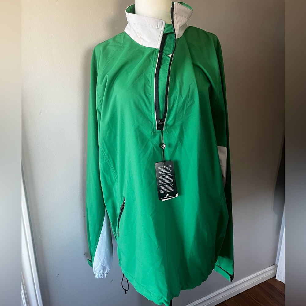 NWT Womans Abacus Stretch  Wimdbreaker!